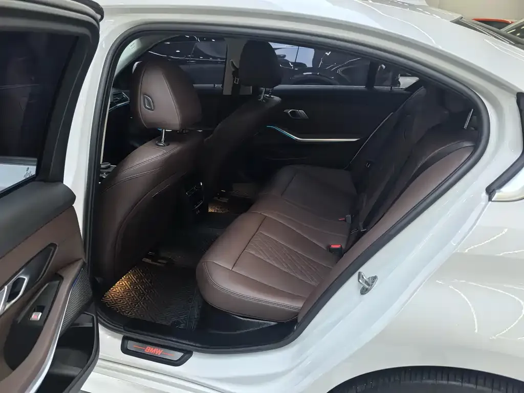 BMW i3 2024 из CN, фото 2