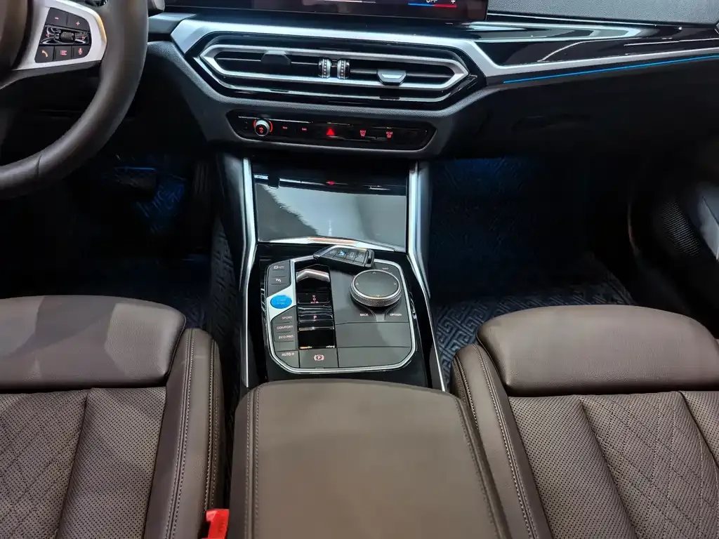 BMW i3 2024 из CN, фото 10