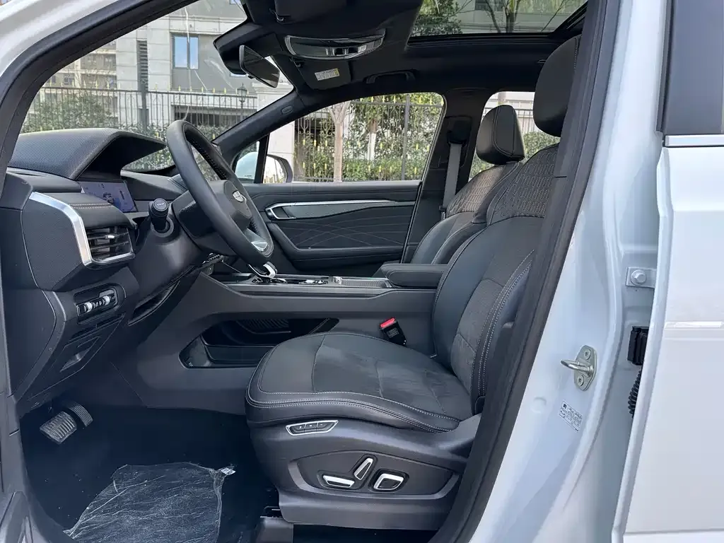 Geely Haoyue L 2025 из CN, фото 3
