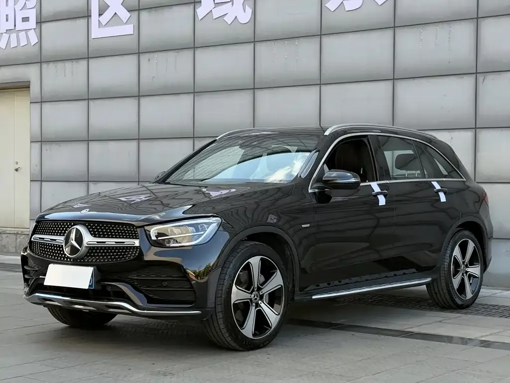Mercedes-Benz GLC — фото 1