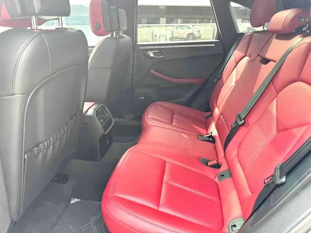 Porsche Macan 2022 из CN, фото 2