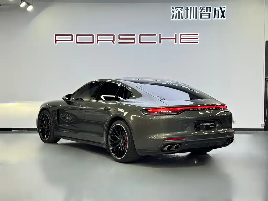 Porsche Panamera — фото 9