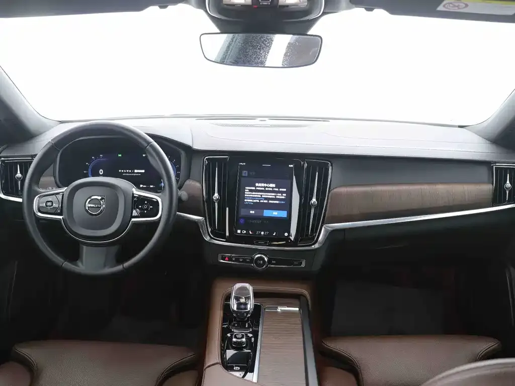 Volvo S90 2024 из CN, фото 3