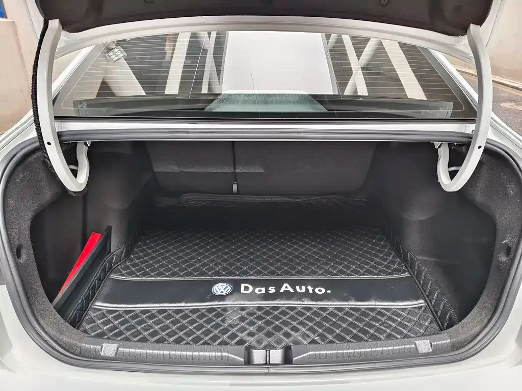 Volkswagen Bora 2022 из CN, фото 10