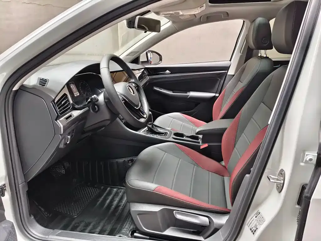 Volkswagen Bora 2022 из CN, фото 4