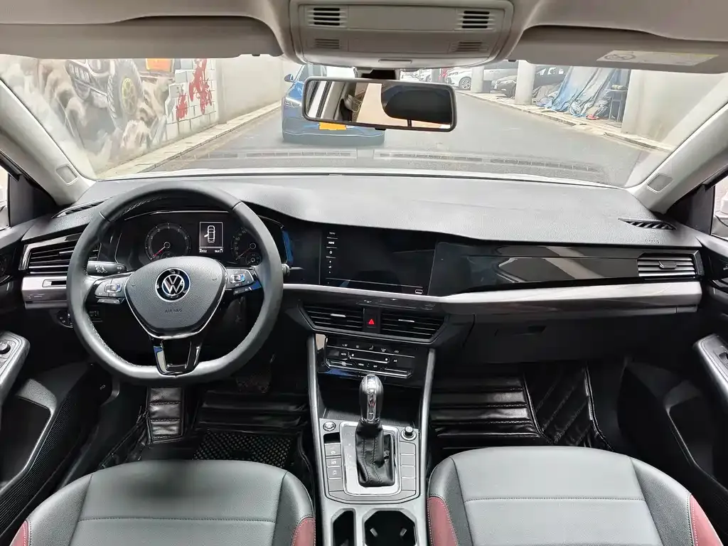 Volkswagen Bora 2022 из CN, фото 5