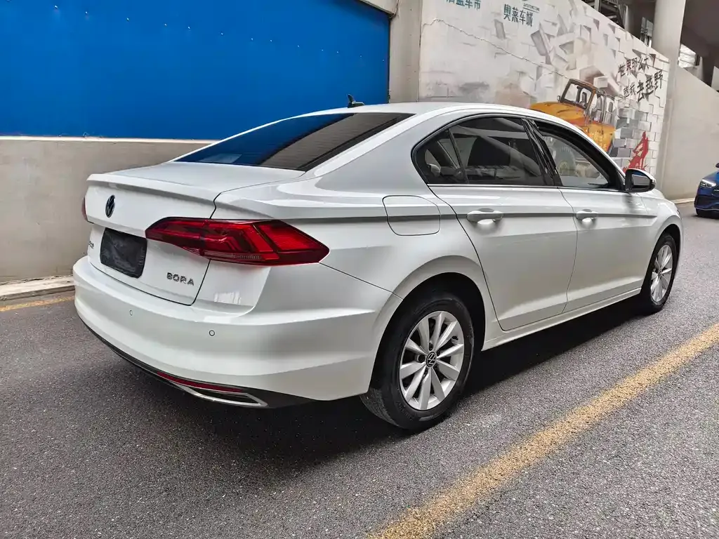 Volkswagen Bora 2022 из CN, фото 7