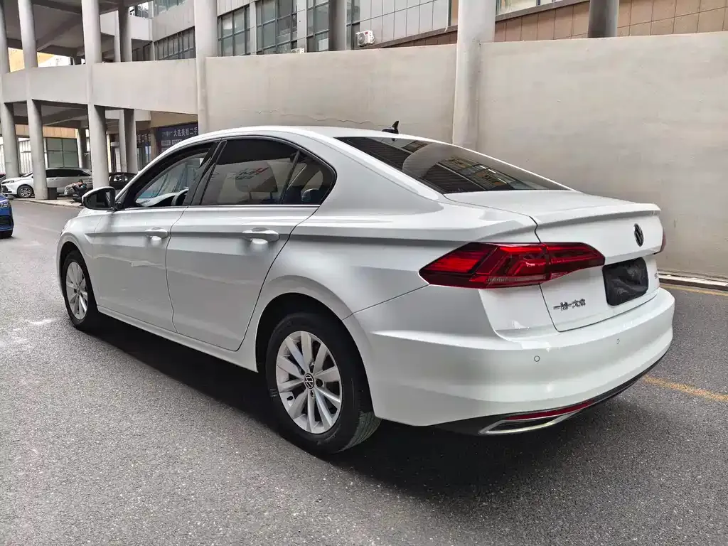 Volkswagen Bora 2022 из CN, фото 9