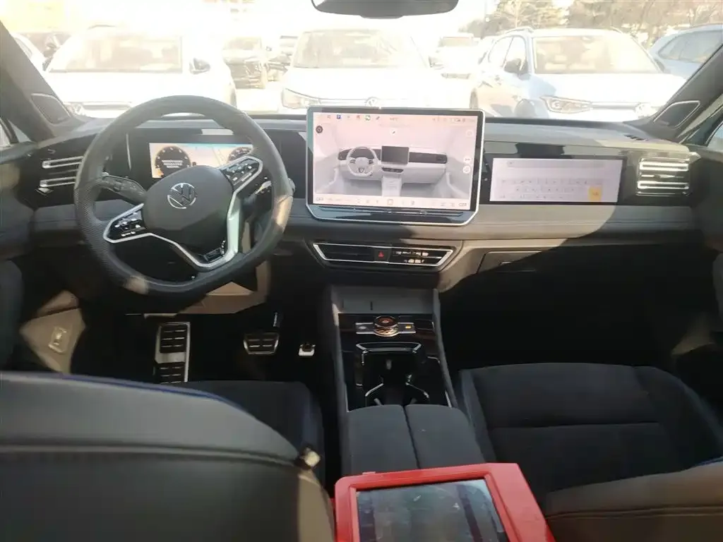 Volkswagen Tiguan L 2024 из CN, фото 7