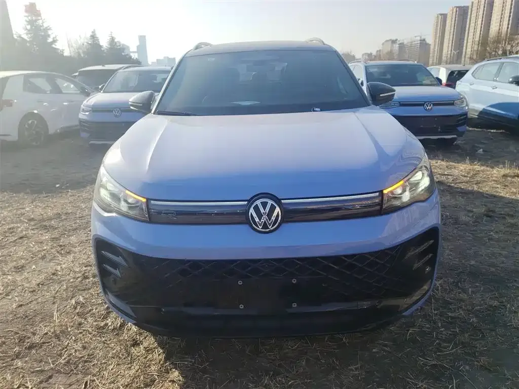 Volkswagen Tiguan L 2024 из CN, фото 8