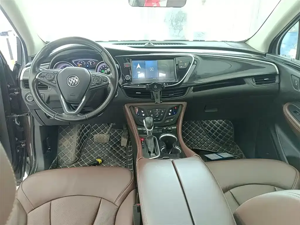 Buick Envision Plus — фото 10