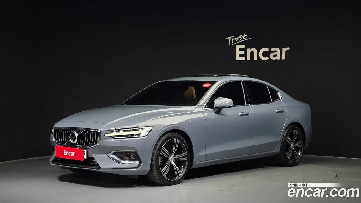 Volvo S60 2022 из KR, фото 1