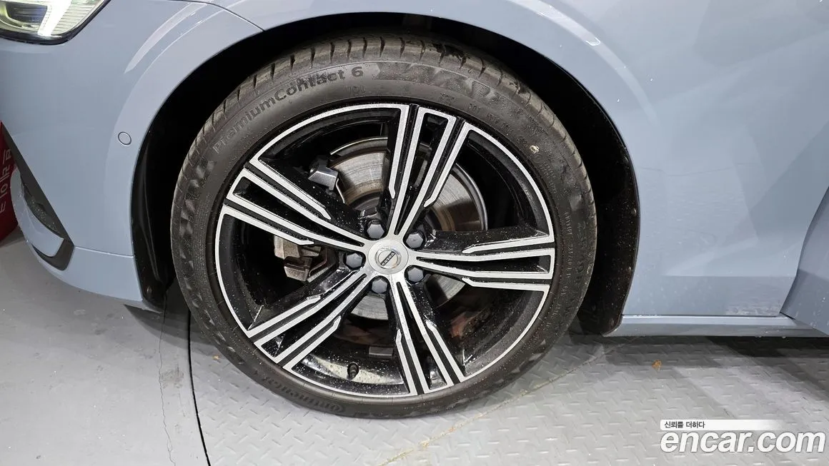 Volvo S60 2022 из KR, фото 8