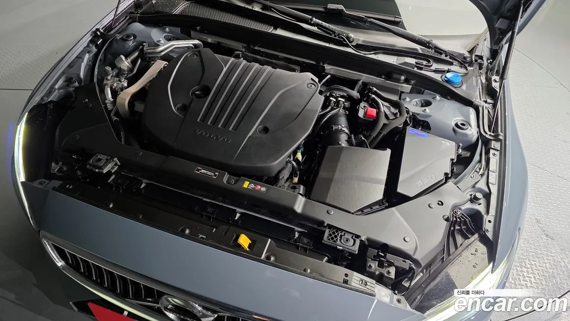 Volvo S60 2022 из KR, фото 10