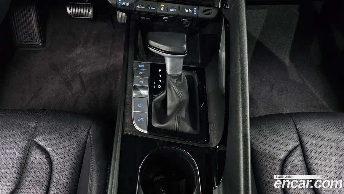 Hyundai AVANTE — фото 10