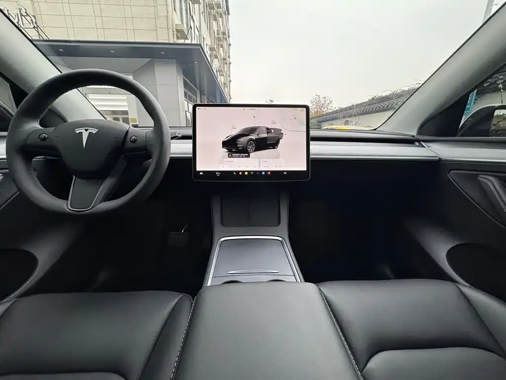 Tesla Model Y 2024 из CN, фото 6