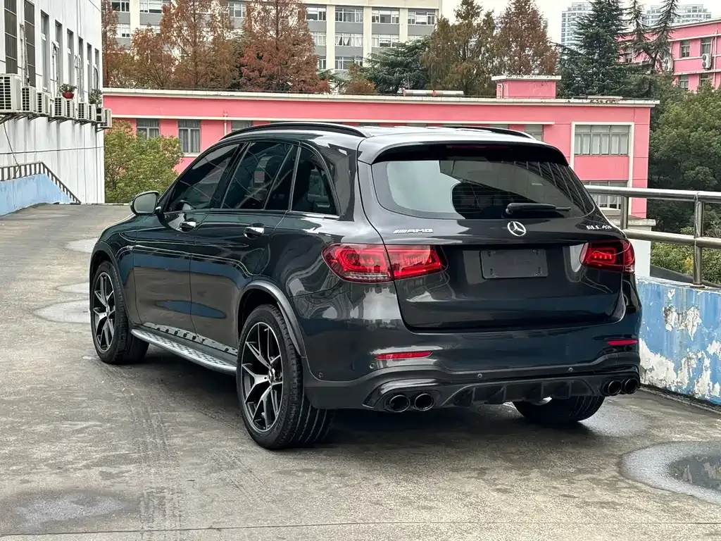 Mercedes-Benz GLC AMG — фото 7