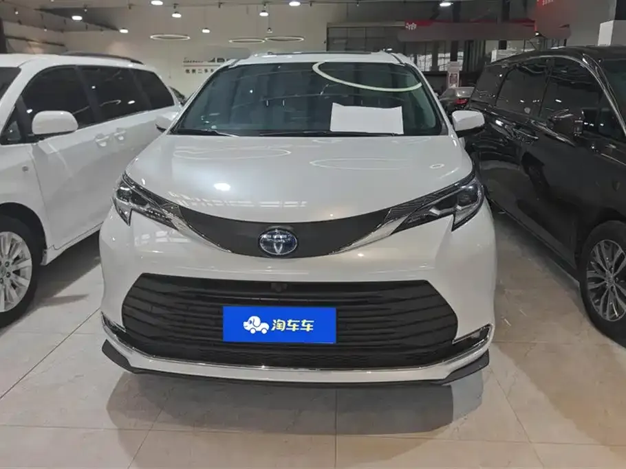 Toyota Sienna 2022 из CN, фото 6
