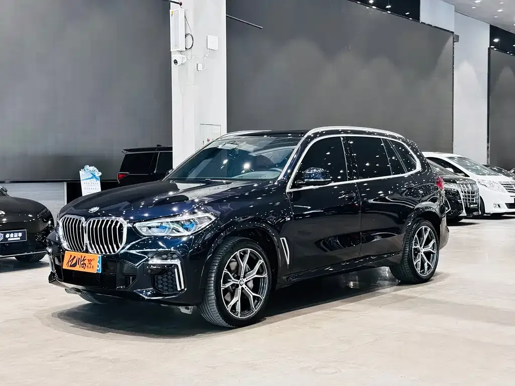 BMW X5 — фото 1
