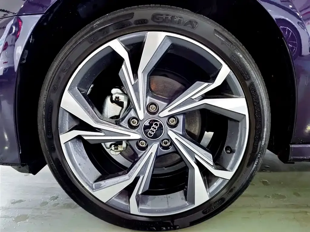 Audi A3 2024 из CN, фото 7