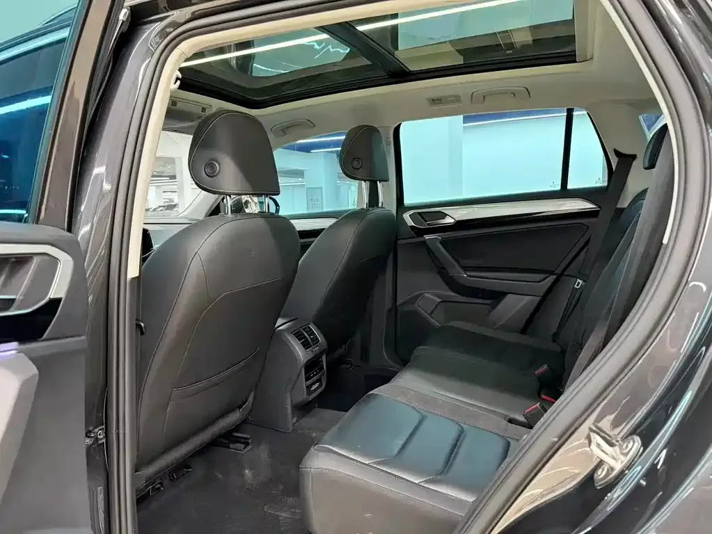 Volkswagen Tayron 2021 из CN, фото 8