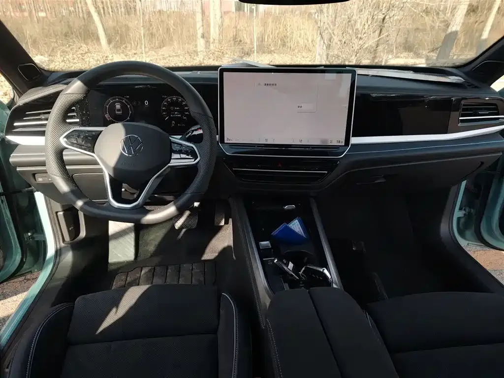 Volkswagen Passat — фото 9