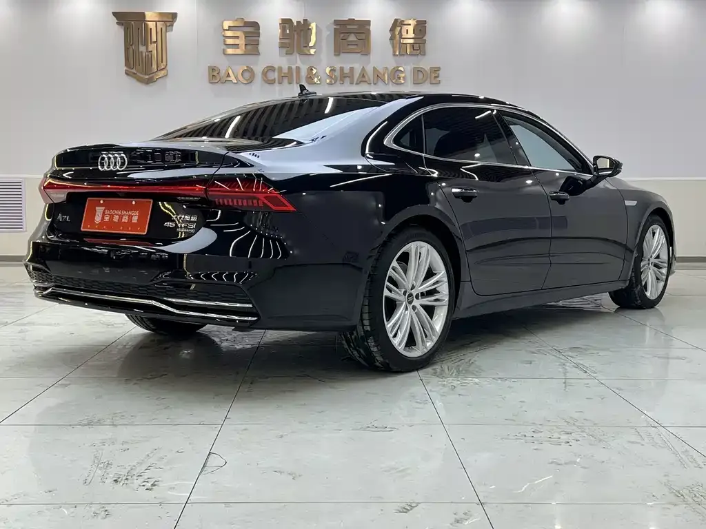 Audi A7L 2025 из CN, фото 7