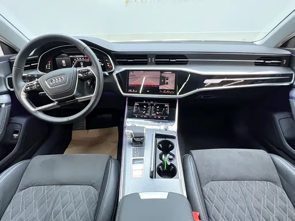 Audi A7L 2025 из CN, фото 8