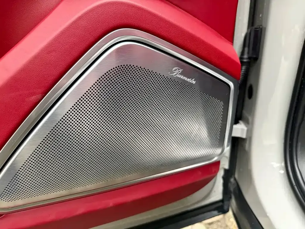 Porsche Cayenne Hybrid — фото 10
