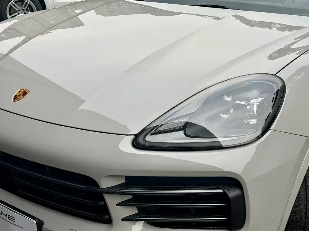 Porsche Cayenne Hybrid — фото 4
