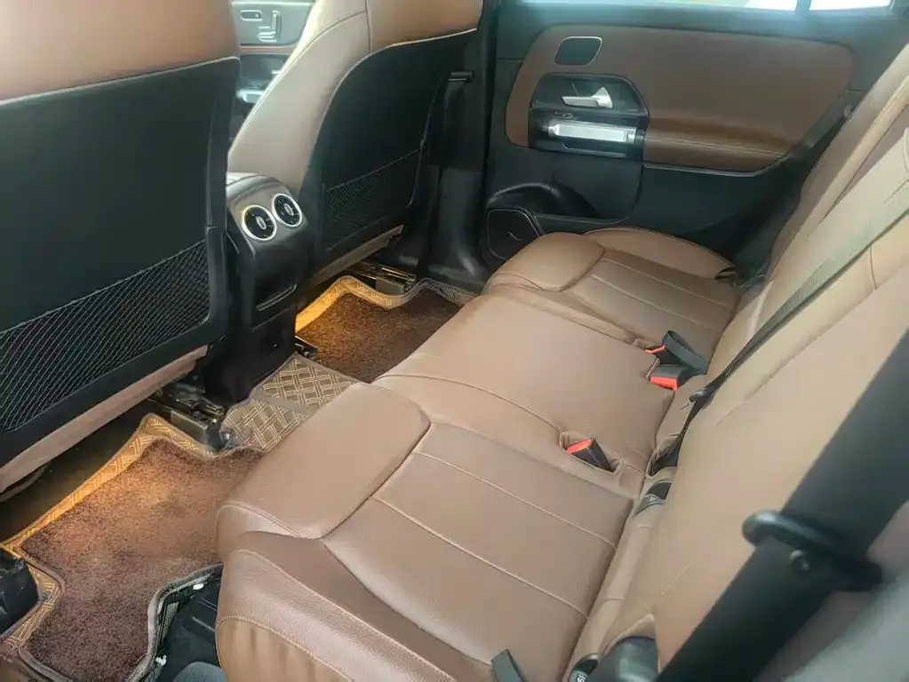 Mercedes-Benz GLB 2023 из CN, фото 4
