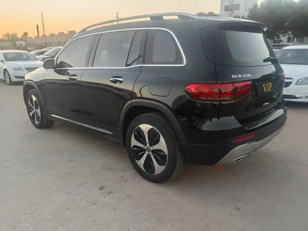 Mercedes-Benz GLB 2023 из CN, фото 7