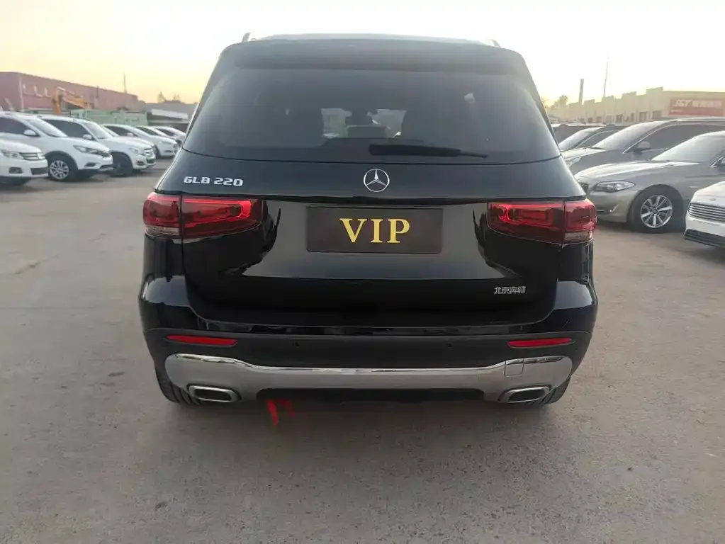 Mercedes-Benz GLB 2023 из CN, фото 2