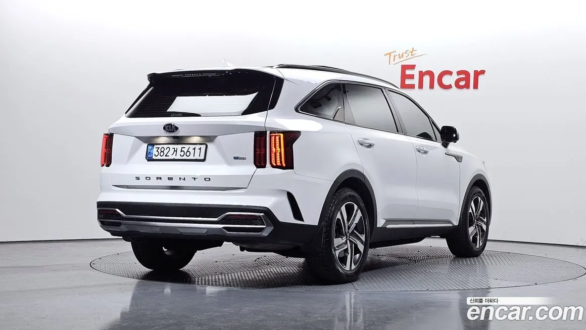 Kia Sorento — фото 5