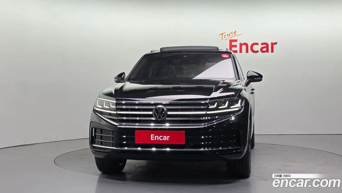 Volkswagen Touareg 2026 из KR, фото 2