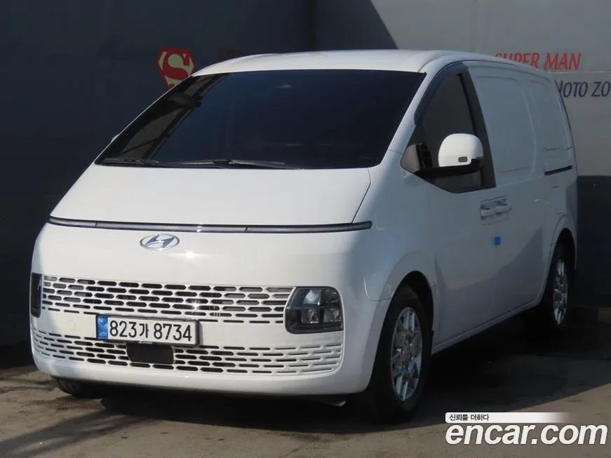 Hyundai Staria 2023 из KR, фото 1
