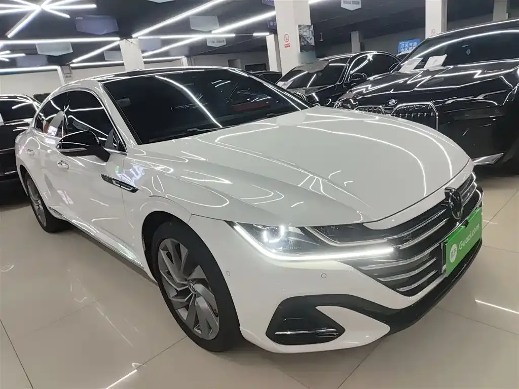 Volkswagen CC 2024 из CN, фото 4