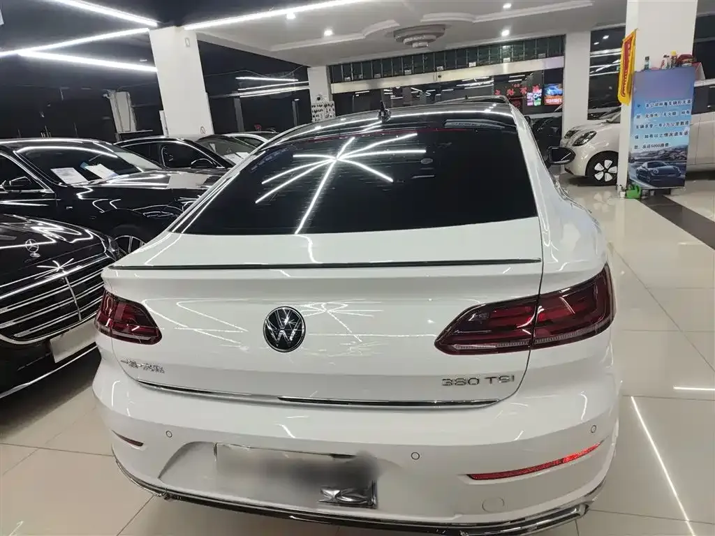 Volkswagen CC 2024 из CN, фото 6