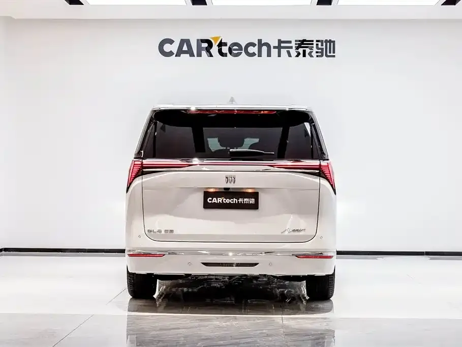 Buick GL8 2025 из CN, фото 3