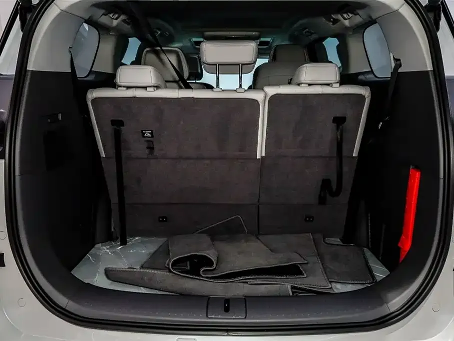 Buick GL8 2025 из CN, фото 5