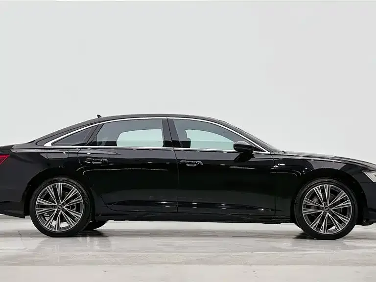 Audi A6L — фото 6