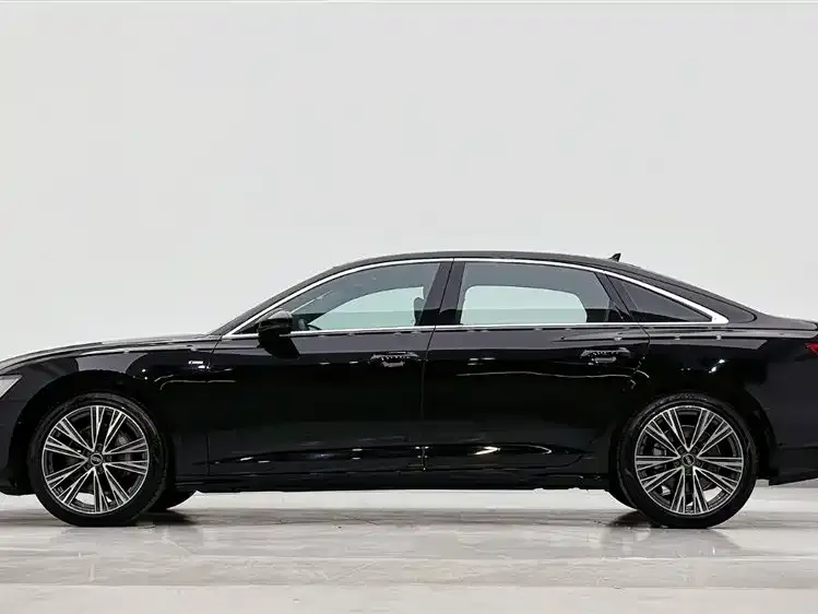 Audi A6L — фото 4