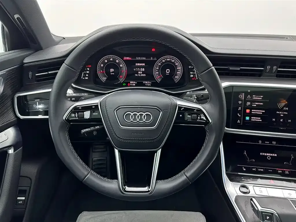 Audi A6L — фото 10