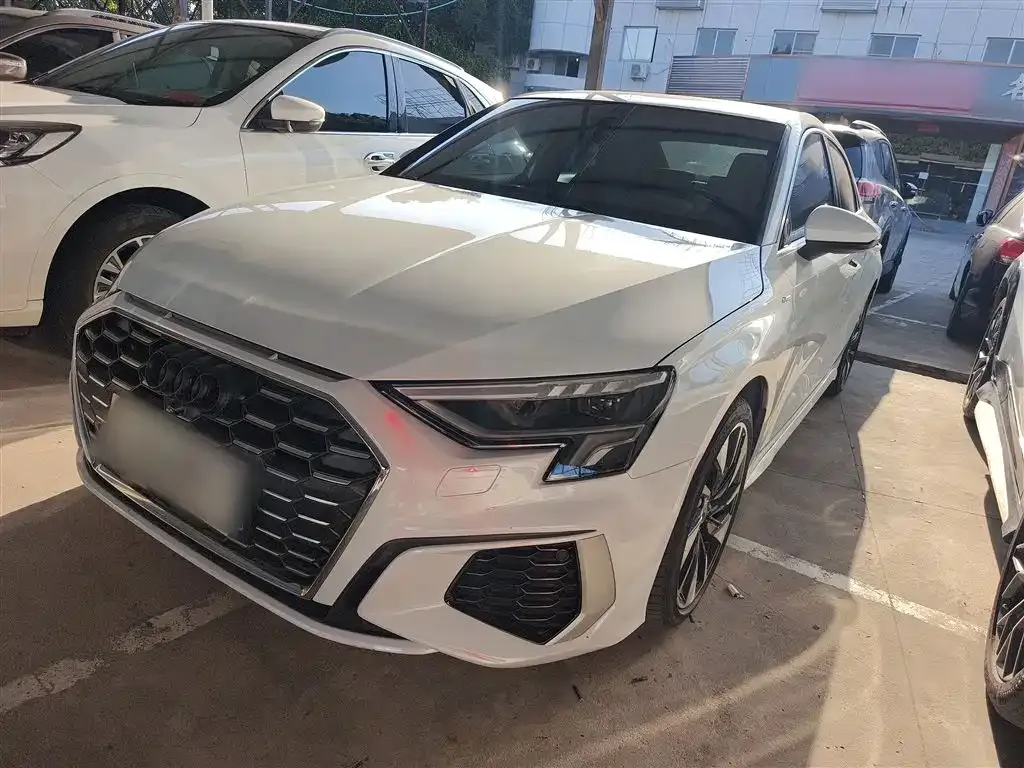 Audi A3 2023 из CN, фото 8