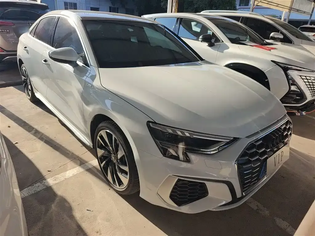 Audi A3 2023 из CN, фото 10