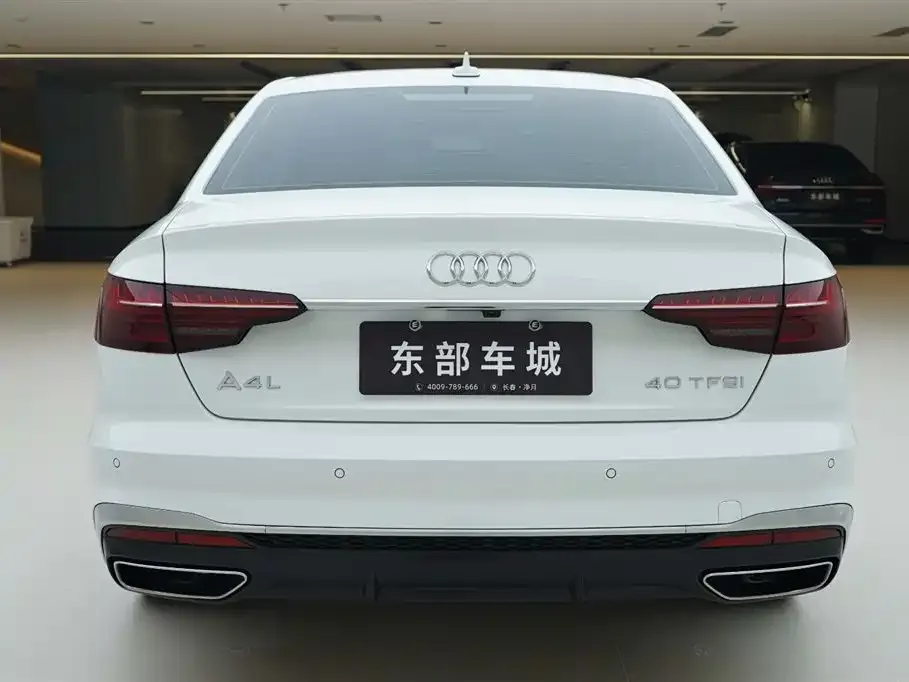 Audi A4L 2023 из CN, фото 6