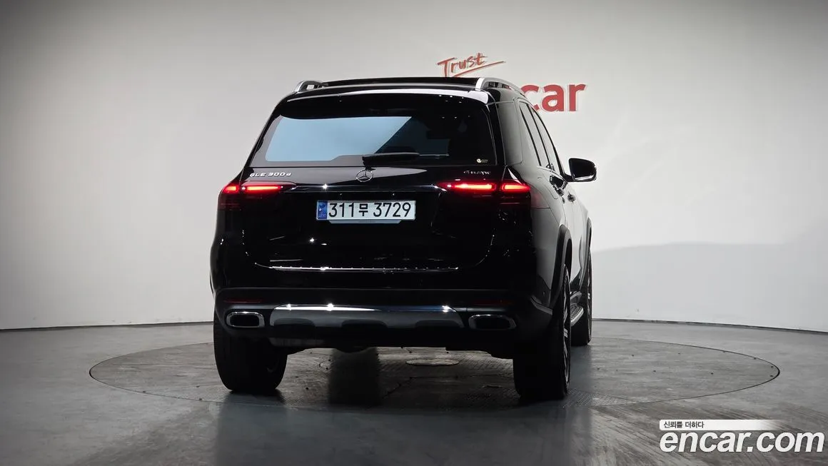 Mercedes-Benz GLE-Class — фото 5