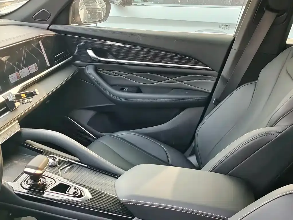 Geely Xingyue L 2024 из CN, фото 2