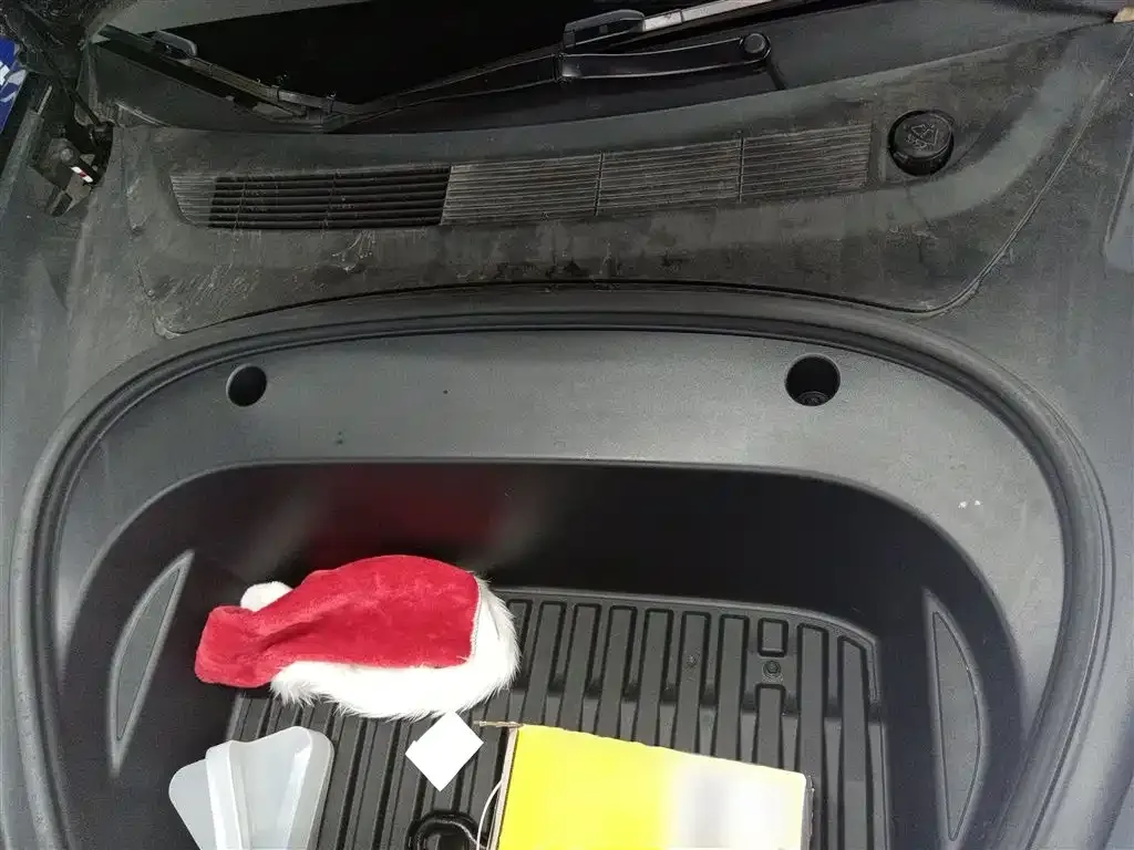 Tesla Model 3 — фото 10