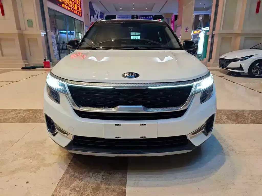 Kia KX3 2021 из CN, фото 2